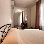 Lilium Elegant Apartamento *